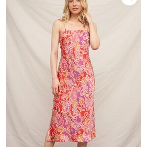 NWT - En Creme Red and Purple Satin Print Dress